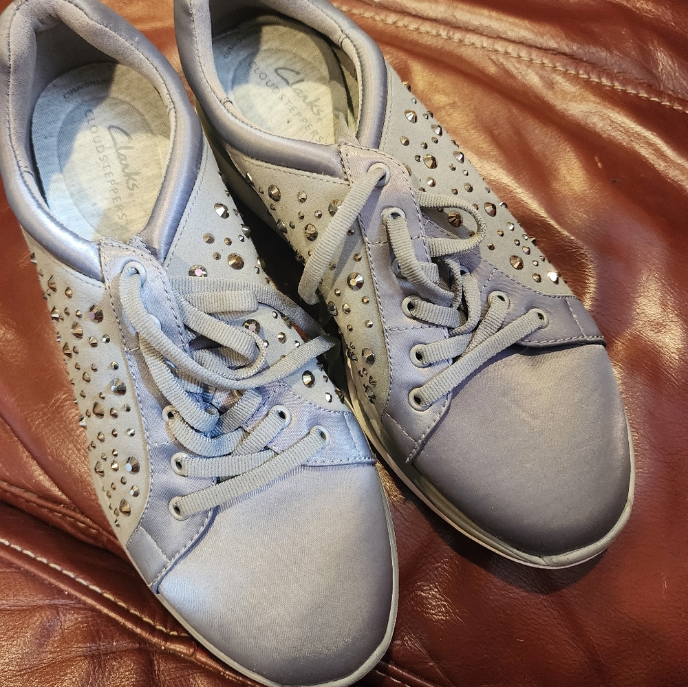 Clark's cloud sleeper size 8
